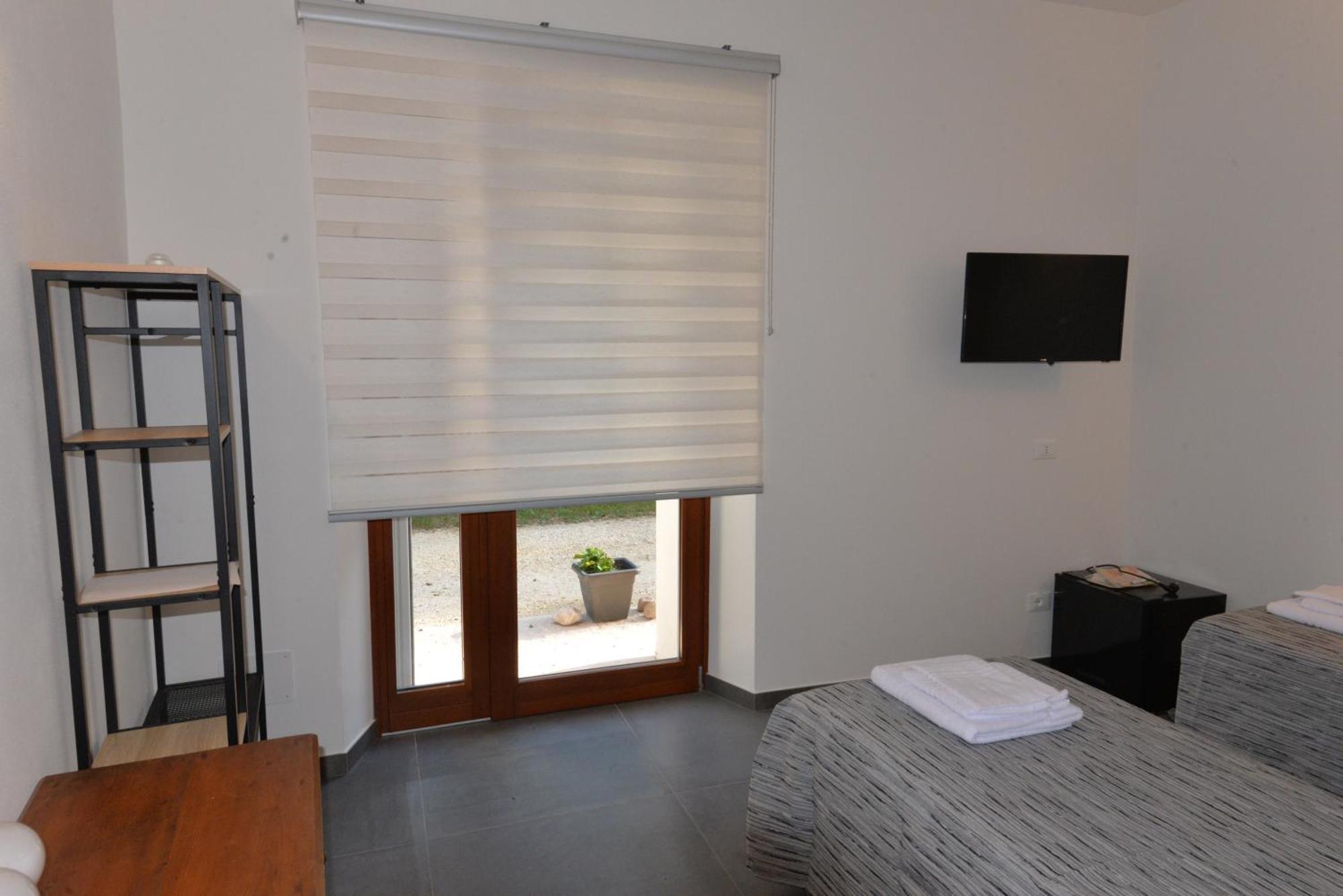 Hotel Casa Dei Colli Monzambano Esterno foto