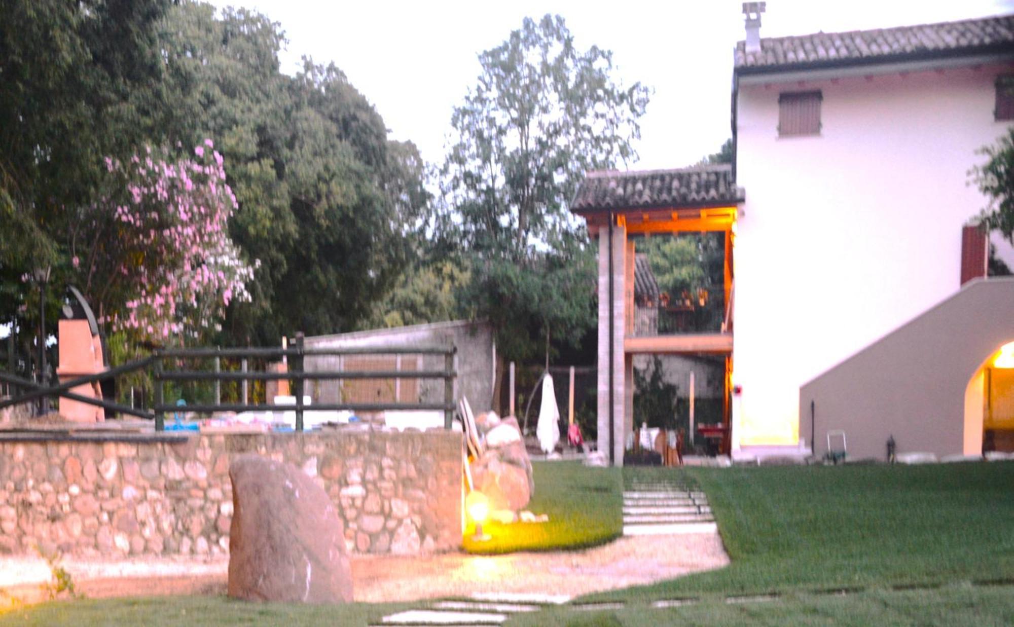Hotel Casa Dei Colli Monzambano Esterno foto