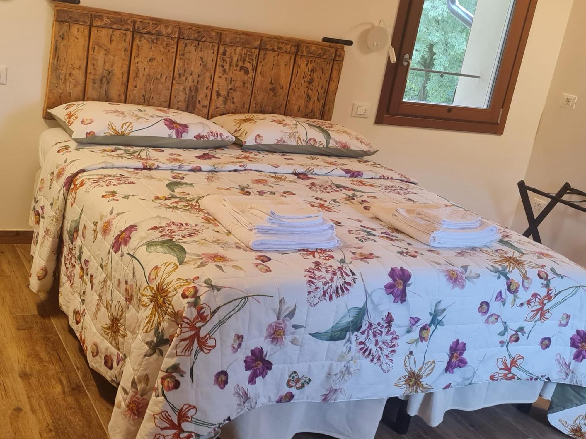 Hotel Casa Dei Colli Monzambano Esterno foto